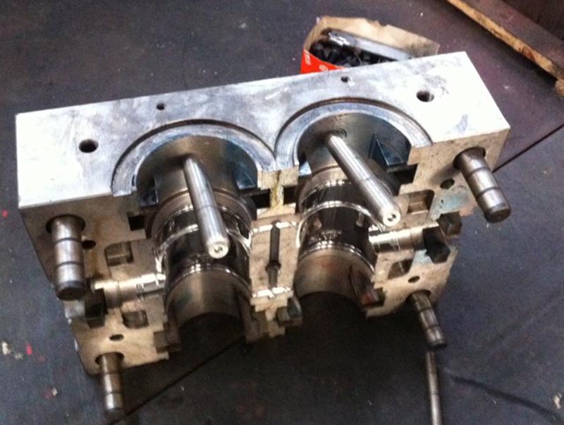 鸡冠模具制造-11